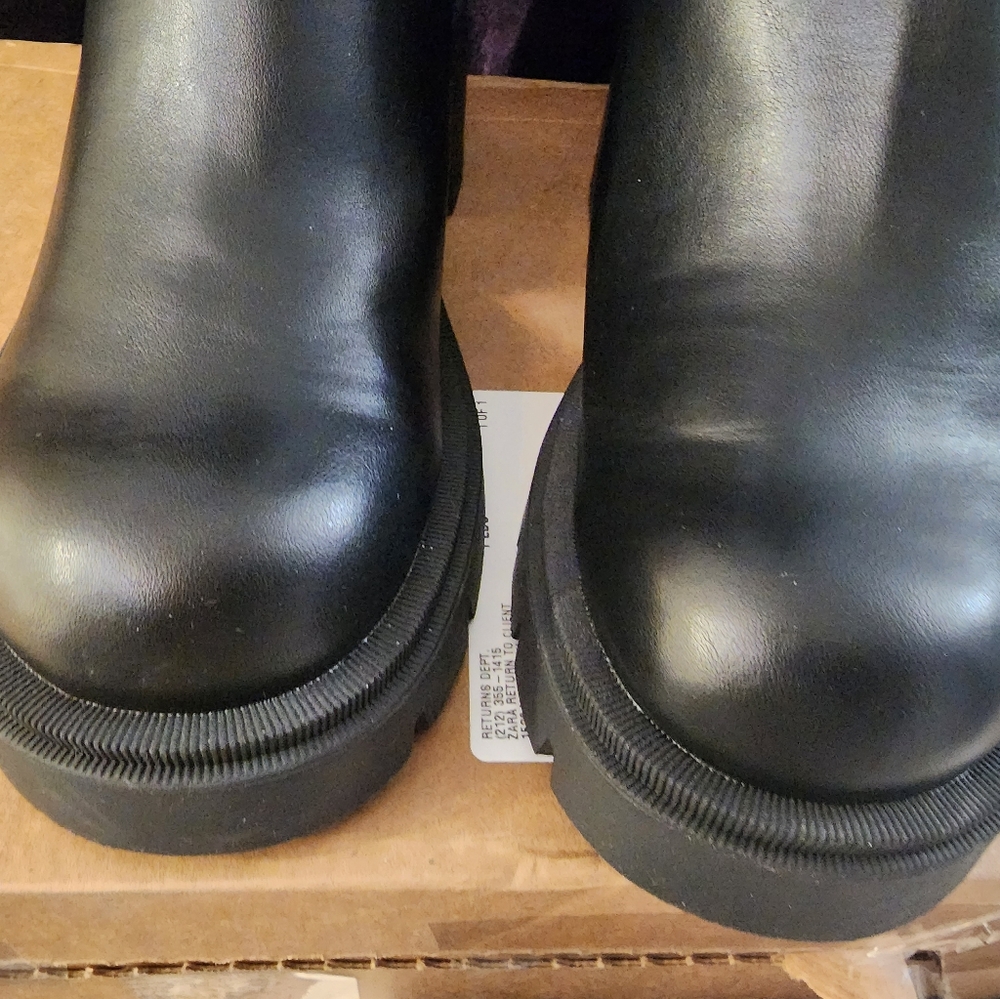 Shose - Picture 3 of 6